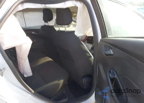 2018 Ford Focus Se из США, поврежденный, VIN 1FADP3FE3JL318623